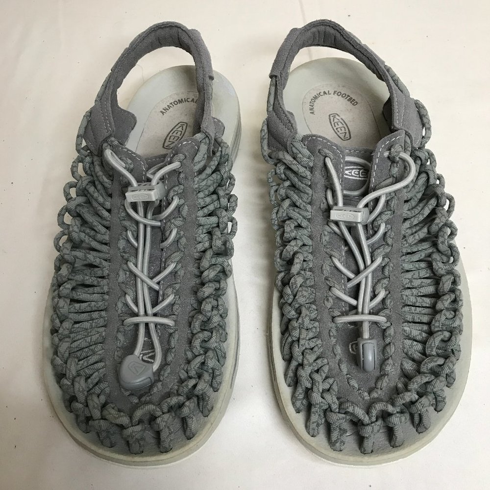 Keen 1016898 Women's Uneek Stretchy Bungee Sport Sandal Gray Size 7.5
